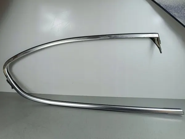 Alfa Romeo Stelvio takaikkuna tiiviste OEM FOB56786 image 2