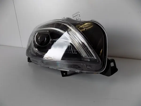 RECHTER XENONKOPLAMP MERCEDES ML W166 ILS image 2