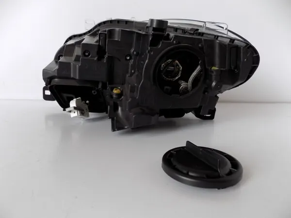 RECHTER XENONKOPLAMP MERCEDES ML W166 ILS image 9