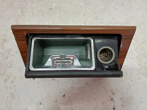 Cendrier Avant OEM LUK826 pour Mercedes E W124 image 5