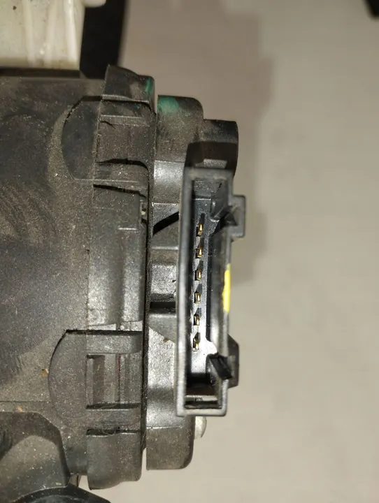 Gaspedaal Volkswagen Touareg II 2011 6PV 008 026-24 image 2