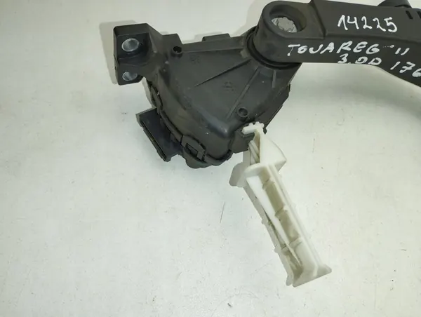 Gaspedaal Volkswagen Touareg II 2011 6PV 008 026-24 image 3