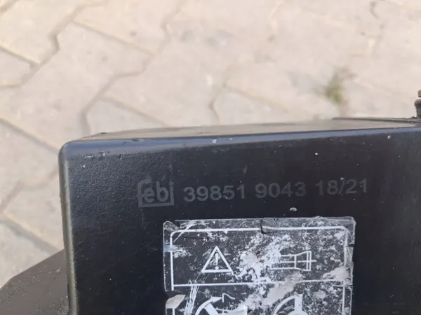 Pompe de levage de cabine OEM 39851 9043 Volvo FH FM image 7