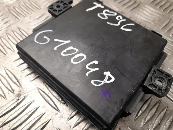 Jeep KESSY Keyless Entry styrenhet OEM P68343280AD image 3