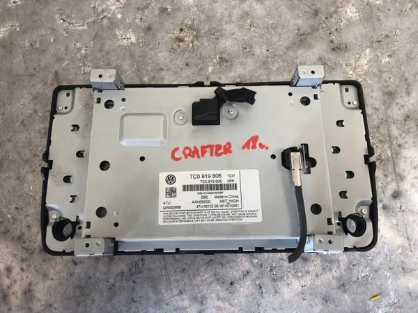 Panel de pantalla de radio VW Crafter II OEM 7C0919606 image 6