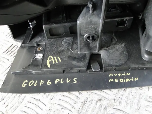 Accoudoir VW Golf Plus OEM PODŁOKIETNIK 5M 5M0 image 6
