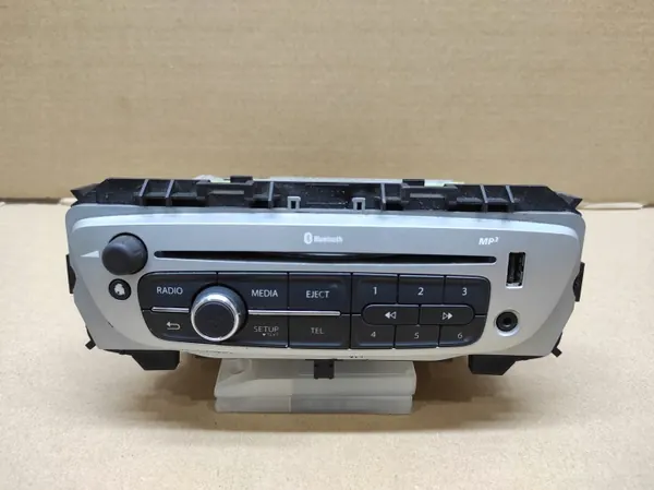 Radio CD Renault OEM 281151607R avec Bluetooth & USB image 2