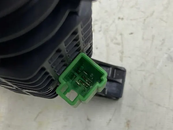 Sitzverstellmechanismus links vorne VOLVO S60 OEM image 5