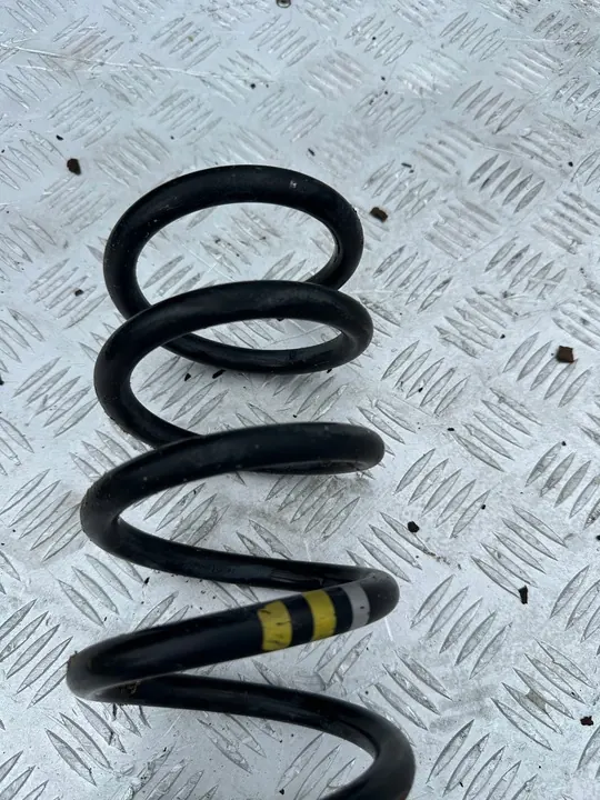 Mercedes X253 Främre Höger Fjäder Dämpare A2533200630 image 3