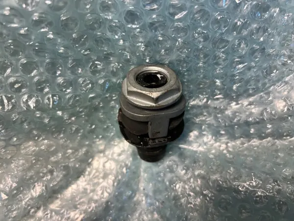 Para-choque esquerdo porta-bagagens BMW X5 E53 OEM 51247171557 image 3