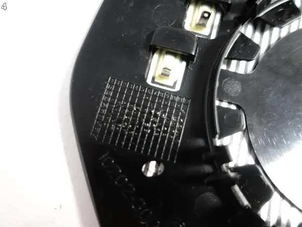 Insert Espejo Izquierdo OEM 66693074 para Toyota Corolla image 5