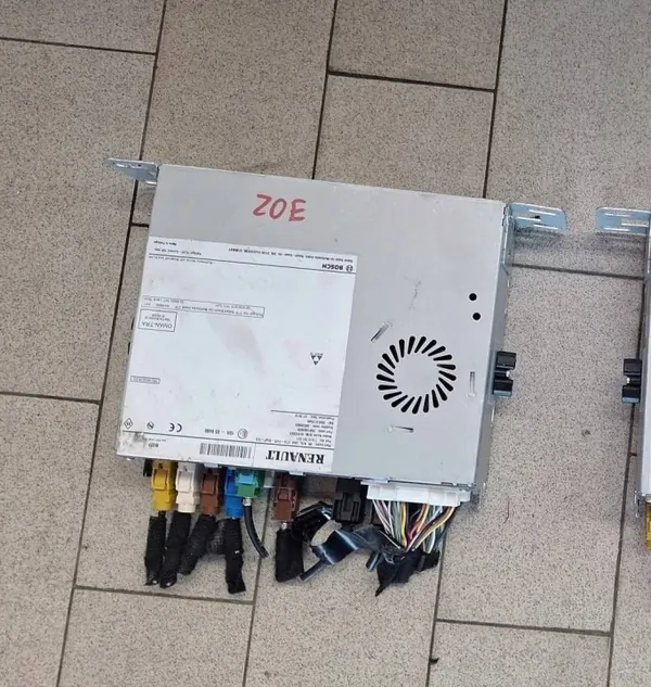 Radio Navi Renault Zoe II OEM 259158262R - Occasion image 2