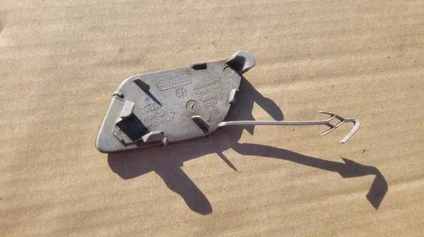 AUDI A3 S3 8V RS3 Tapa de Parachoques Delante 8V5807241D image 3