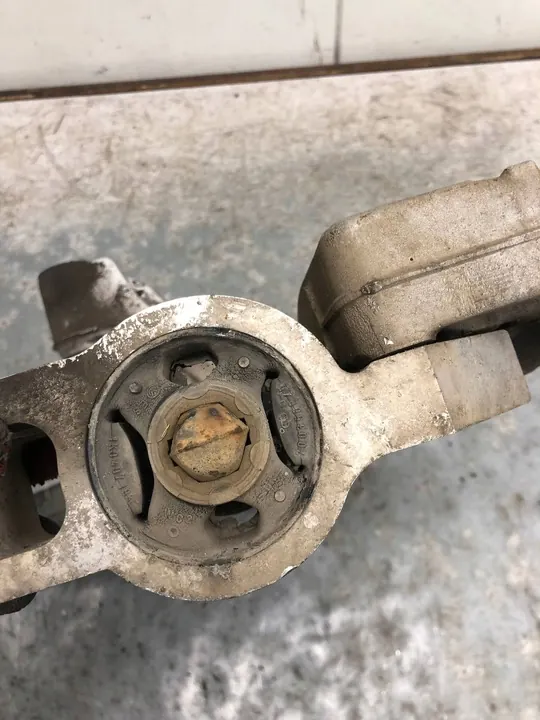 Braccio di controllo anteriore sinistro Volkswagen Golf V OE image 3