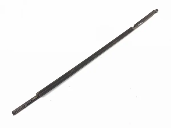 Toyota RAV4 takaikkunan tiiviste OEM AMD226926 image 7