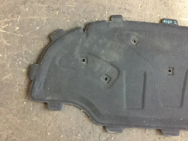 Audi A3 8P Motorkapisolatie image 2