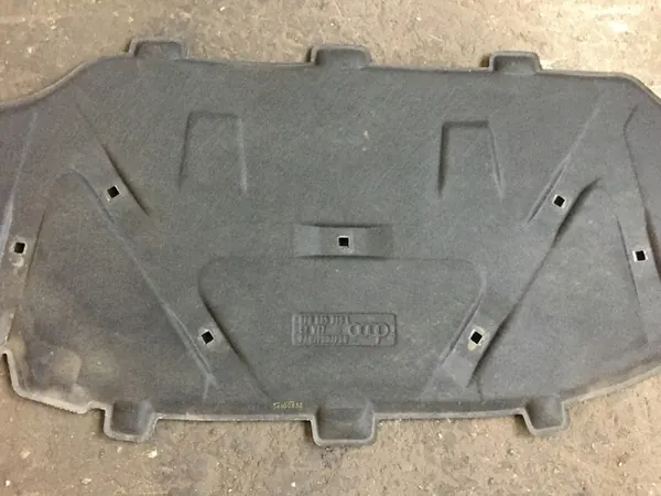 Audi A3 8P Motorkapisolatie image 6