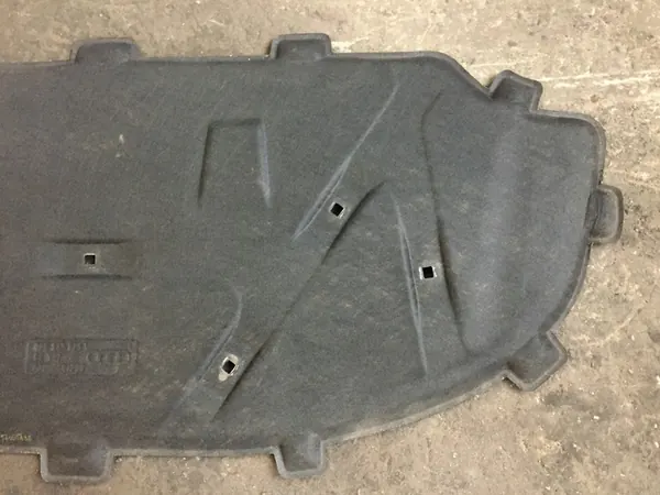 Audi A3 8P Motorkapisolatie image 7