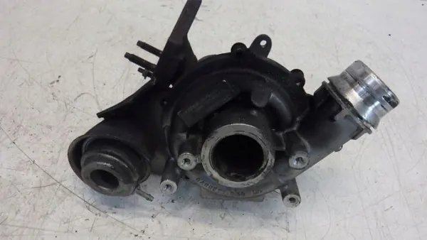Gebrauchter Turbolader OEM GT1241JOSZ für Renault 1.5 DCI image 3