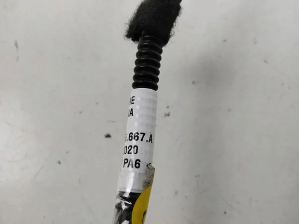 Manguera líquido lavaparabrisas Porsche Taycan OEM 9J1955667A image 3