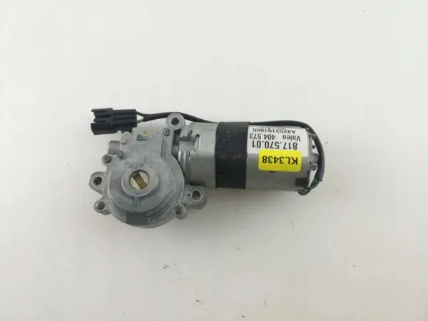 Ford Maverick Schiebedachmotor OEM 81757001 - Gebraucht image 2