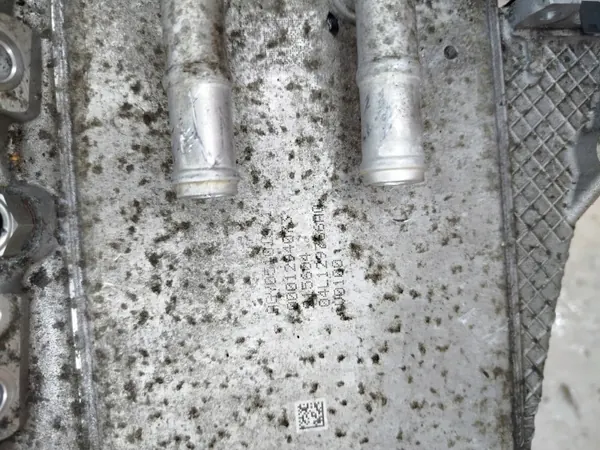 Begagnad insugsgrenrör OEM 04L129766AQ VW Passat B8 image 3