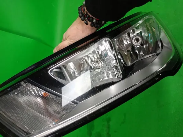 Faros delanteros izquierdo Audi A1 8X Facelift image 5