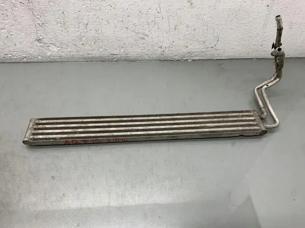 Refroidisseur d'huile d'occasion OEM 7L8422885 Audi Q7 image 3