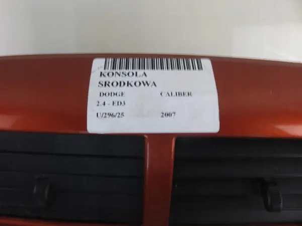 Consola central Dodge usada OEM 63248BG image 6