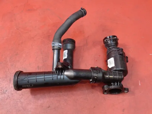 Carcasa de termostato Audi A4 A5 2.0 TDI DET 2018 04L121026R image 2