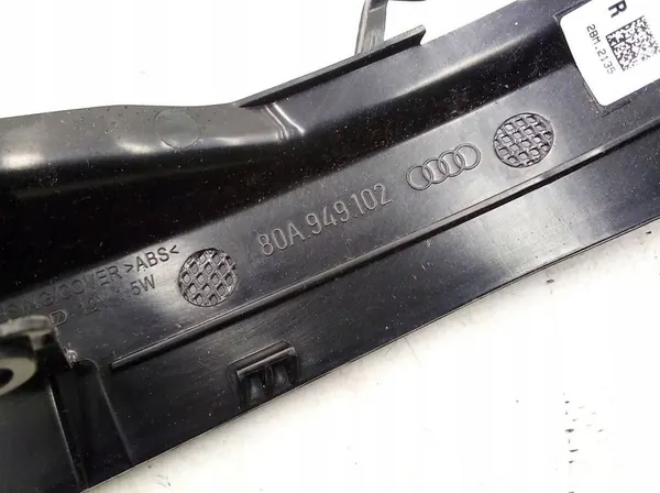 AUDI Q5 Indicador de Espelho Direito 80A949102 image 7