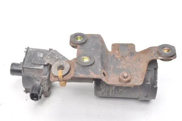 ASTON MARTIN DB9 Carbon Filter 1C0906621 2R8U-9F945-AA image 6