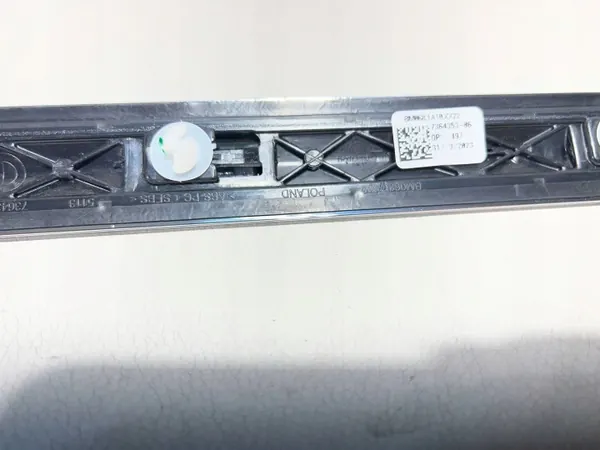 BMW 7 G12 Dörr Underlist Vänster Bak OEM 7364353 image 7