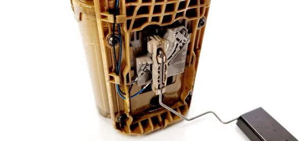 Bomba de combustível Audi A3 S3 8P 2005 image 3