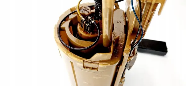 Bomba de combustível Audi A3 S3 8P 2005 image 4