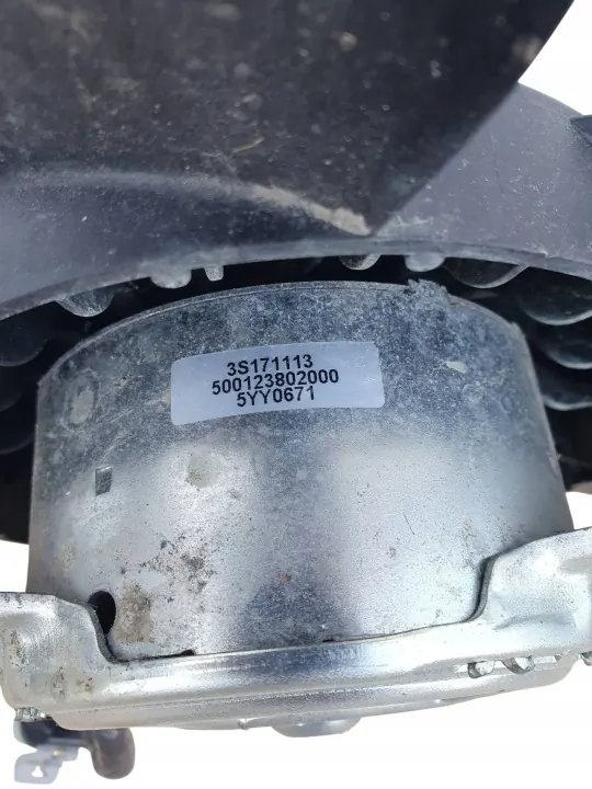 Jaguar XE 2017 Lüfterrotor OEM 5YY0671 - Gebraucht image 5
