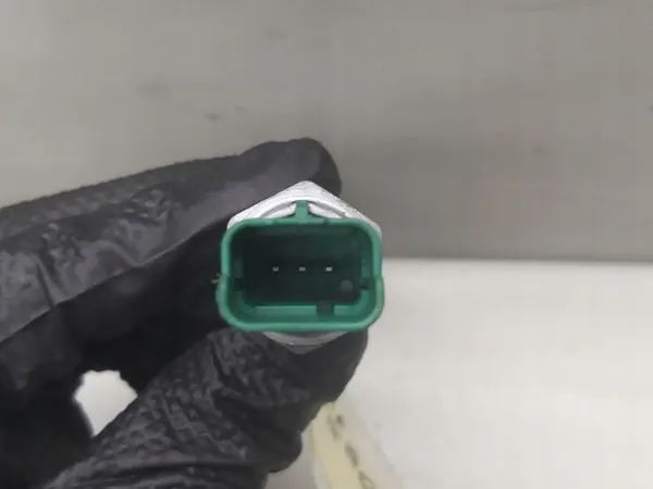 Capteur de niveau d'huile 1.6 PureTech Citroen OEM 98062460 image 5