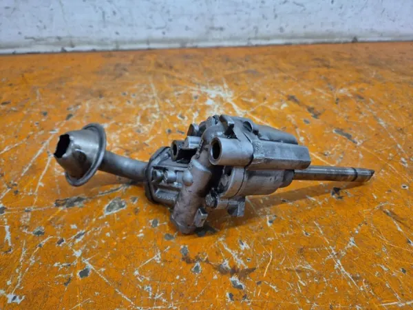 Oljepump OEM 026115153A för VW Transporter T4 1.9D image 2