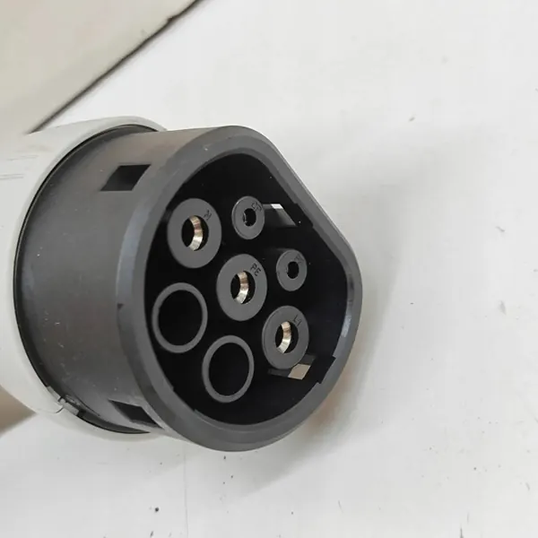 Cabo de carregamento bateria Honda e:Ny1 OEM 13965800 image 5