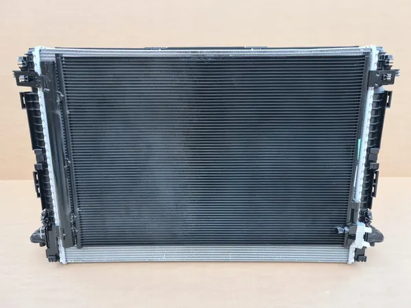 Radiador completo Audi SQ8 4.0TDI 4.0TFSI image 4
