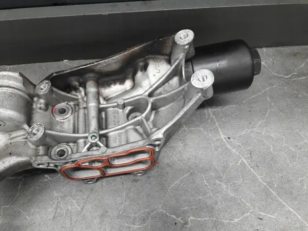 Oljefilterfäste Audi A1 2018 image 3