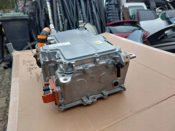 Inversor Renault Arkana A4159011200 image 7