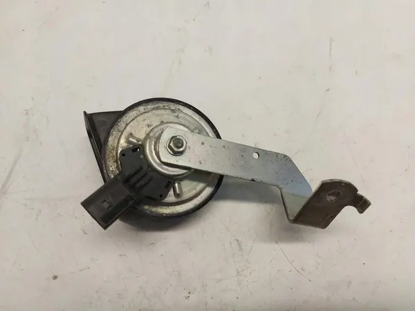 Claxon Mercedes EQV w447 V-Class a4475421100 image 2