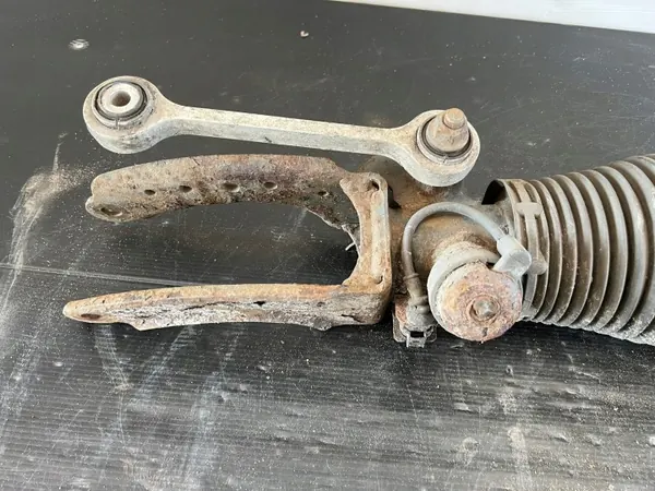 Amortisseur pneumatique avant droit Audi Q7 OEM 7L8616040D image 7