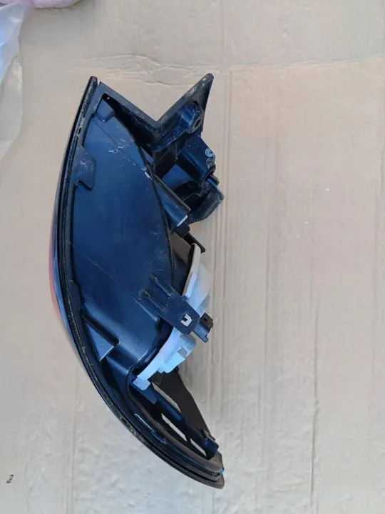 Luz trasera izquierda Renault Captur I completa image 5