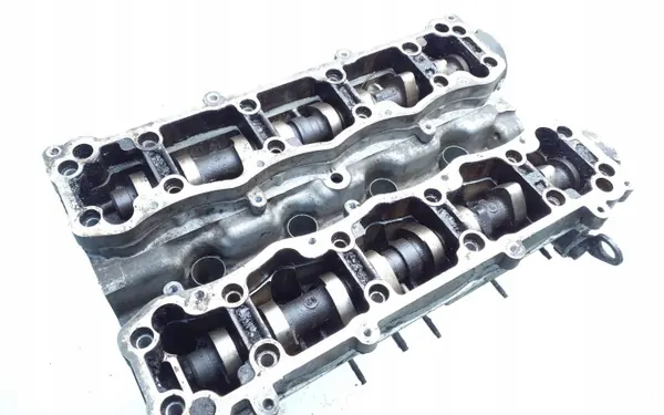 Cabeça do Motor Peugeot OEM 9636076010 - Usada image 3