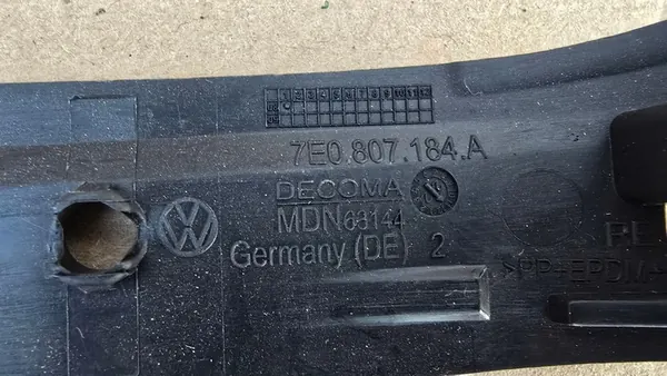 Suporte de para-choque dianteiro direito Volkswagen T5 7E0807184A image 3