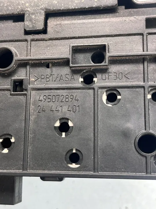 VECTRA C KOMBI BAKLÅS 495072894 image 2