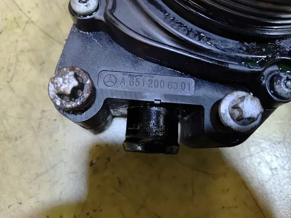 VATTENPUMP MERCEDES W204 LIFT 2.2 CDI A6512006801 image 7