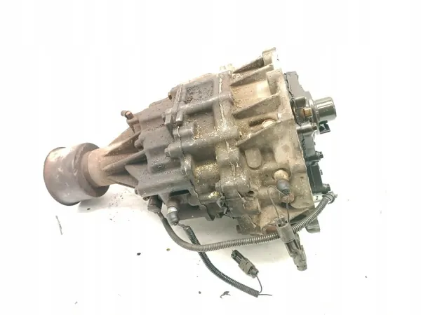 Nissan Fördelningslåda OEM 33100-73P11, 2.5D Diesel image 3